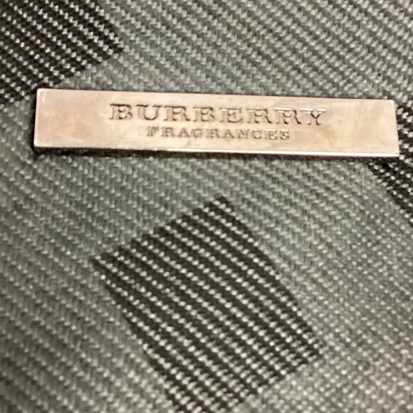 Burberry Fragrances Weekender Duffle Bag Nova Check - Picture 3 of 15
